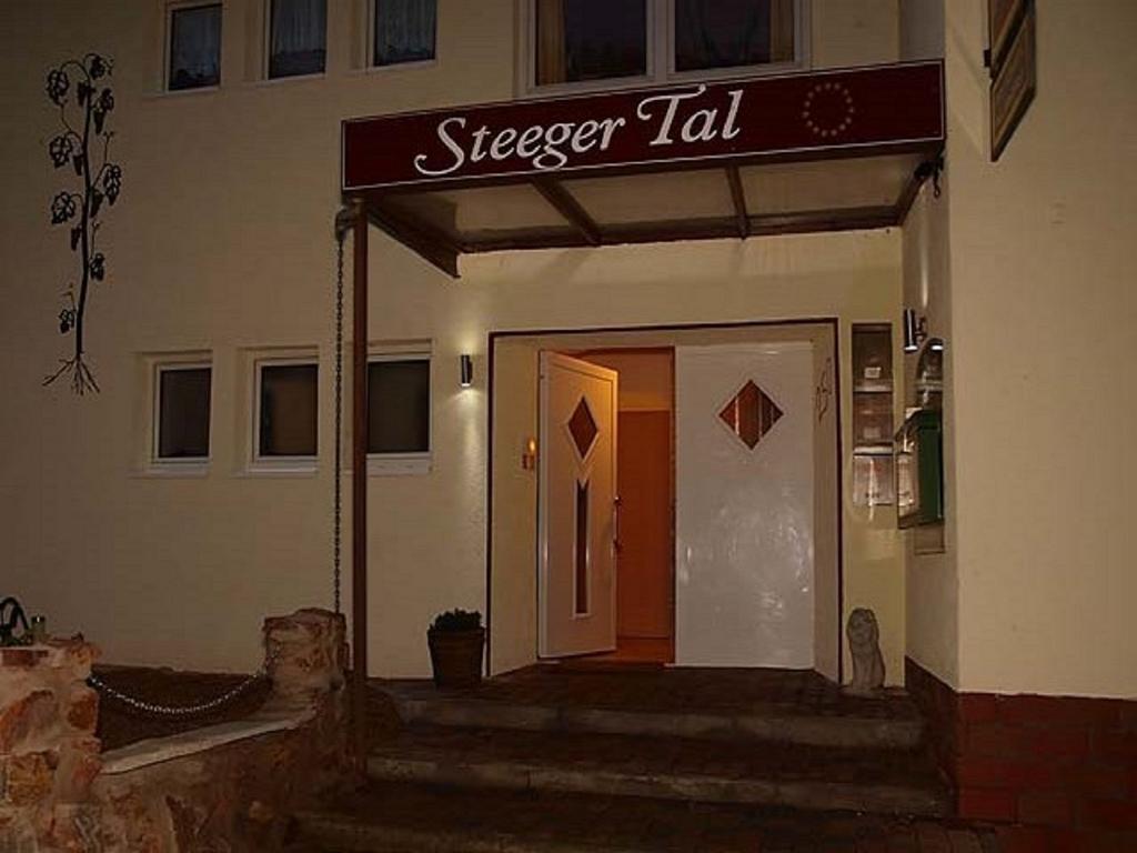 Steeger Tal Hotel Bacharach Kamer foto