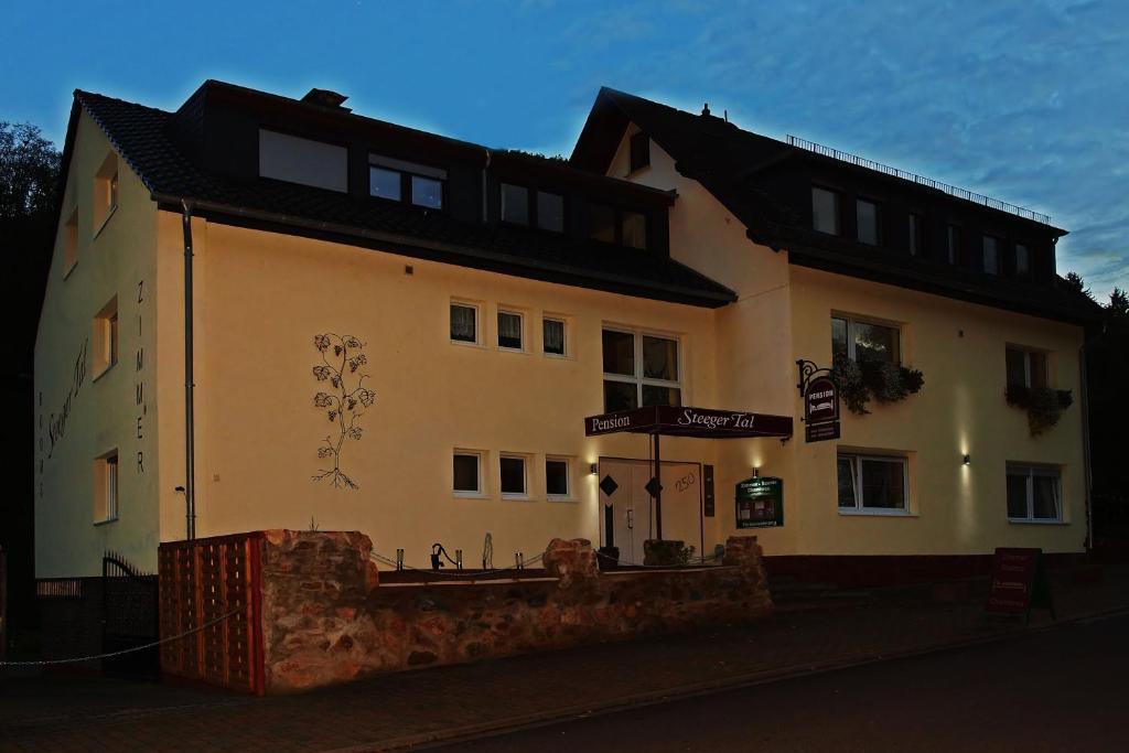 Steeger Tal Hotel Bacharach Kamer foto